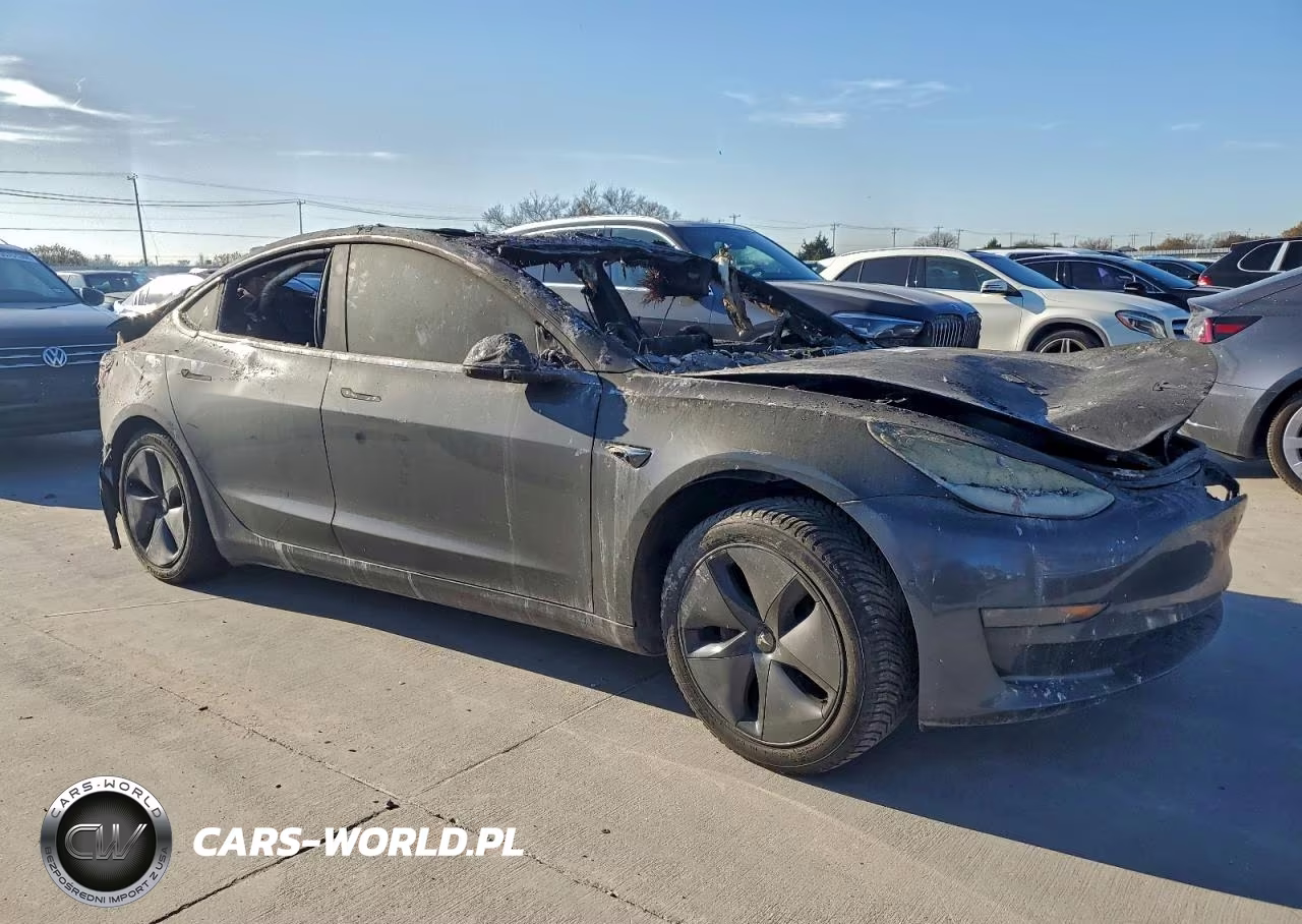 2018 Tesla Model 3 VIN:5YJ3E1EA6JF025803 - 4