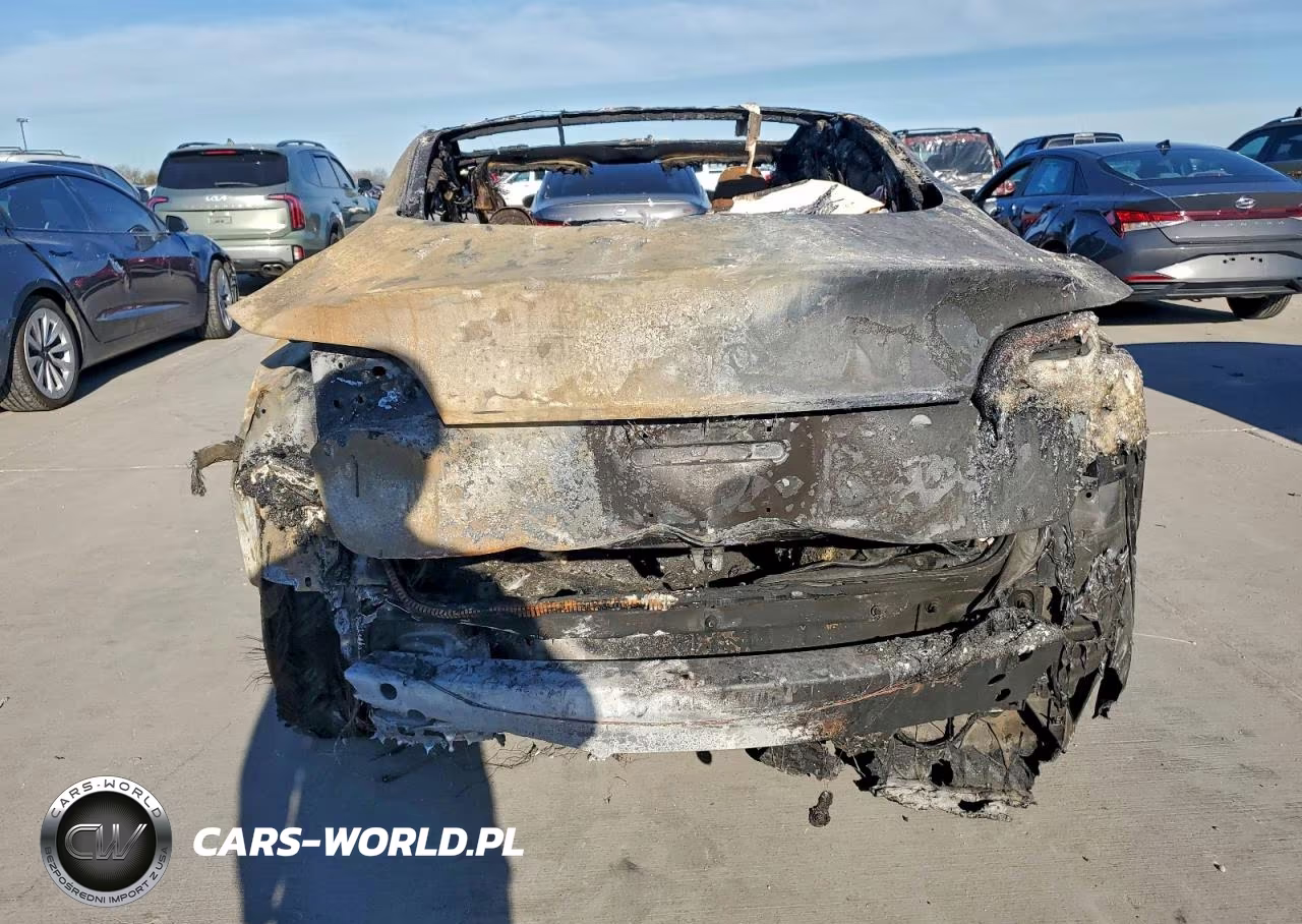 2018 Tesla Model 3 VIN:5YJ3E1EA6JF025803 - 6