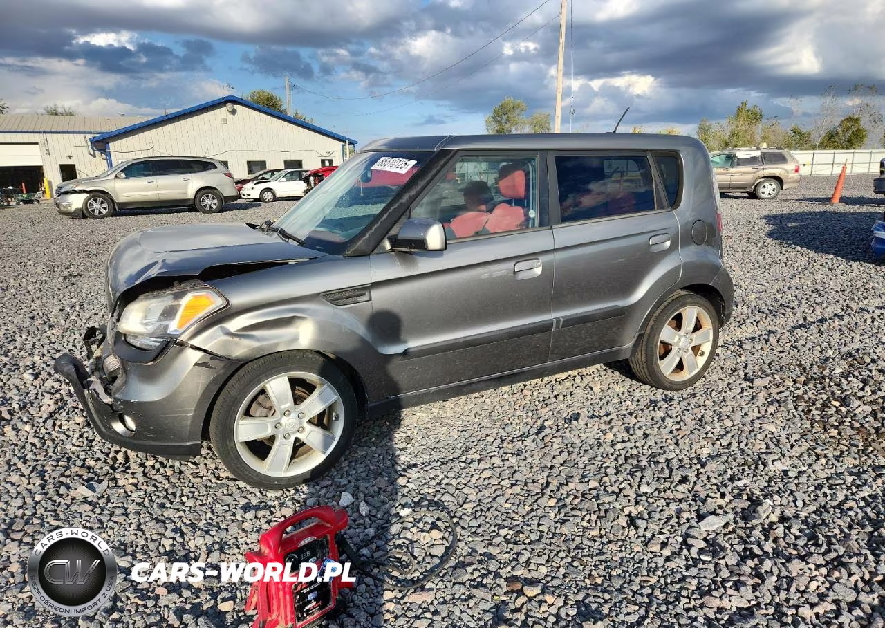 2010 Kia Soul +
