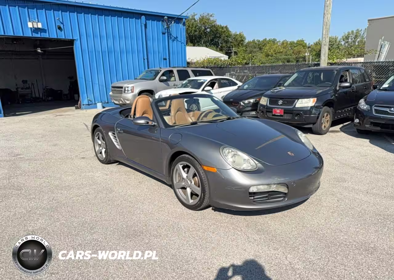 PORSCHE