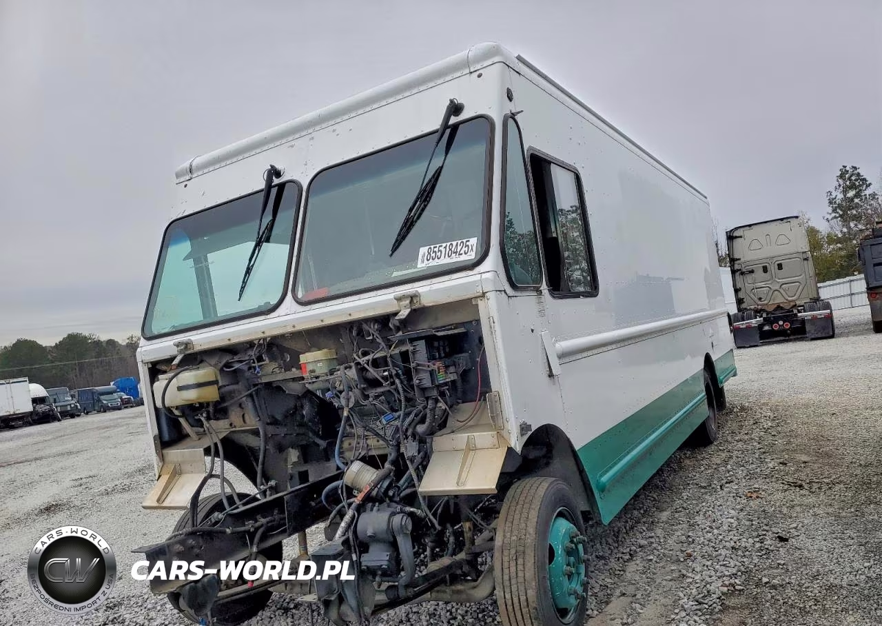 2011 Workhorse W62 Delivery Van