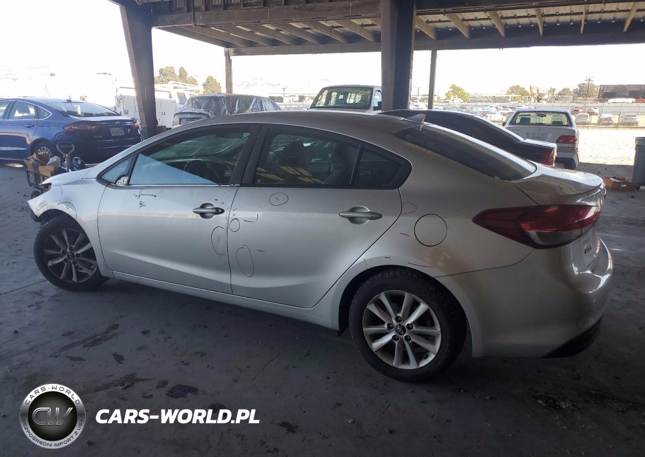 2017 Kia Forte Lx VIN:3KPFL4A7XHE011286 - 2