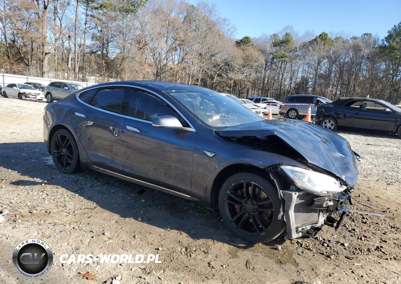2016 Tesla Model S VIN:5YJSA1E1XGF129033 - 4