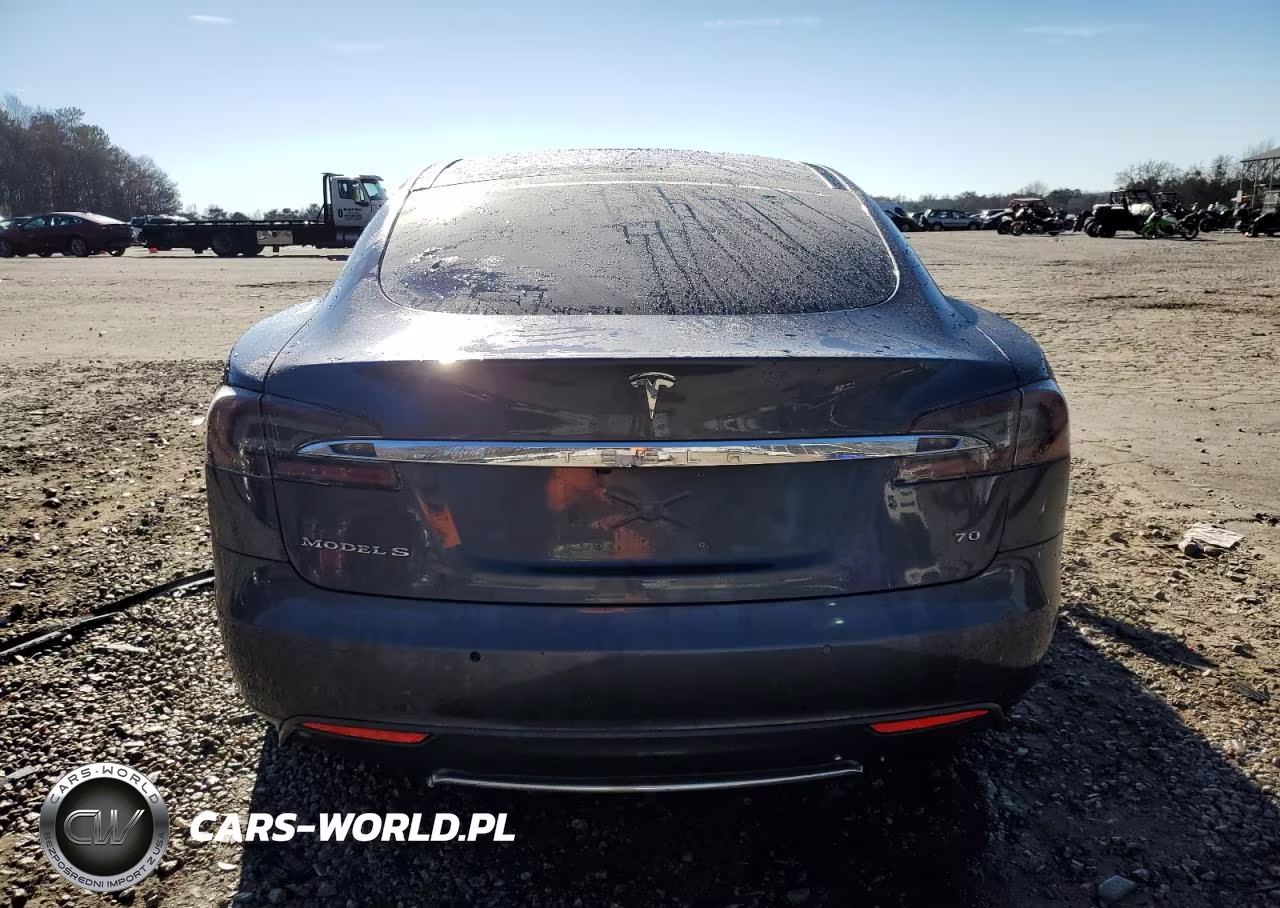 2016 Tesla Model S VIN:5YJSA1E1XGF129033 - 6