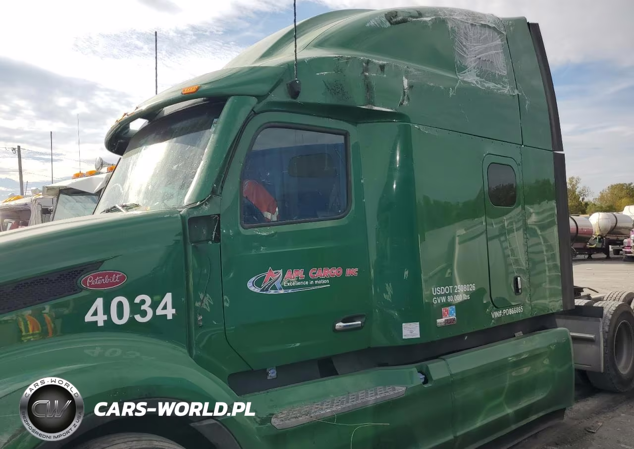 2023 Peterbilt 579 Semi Truck VIN:1XPBDP9X5PD866865 - 9