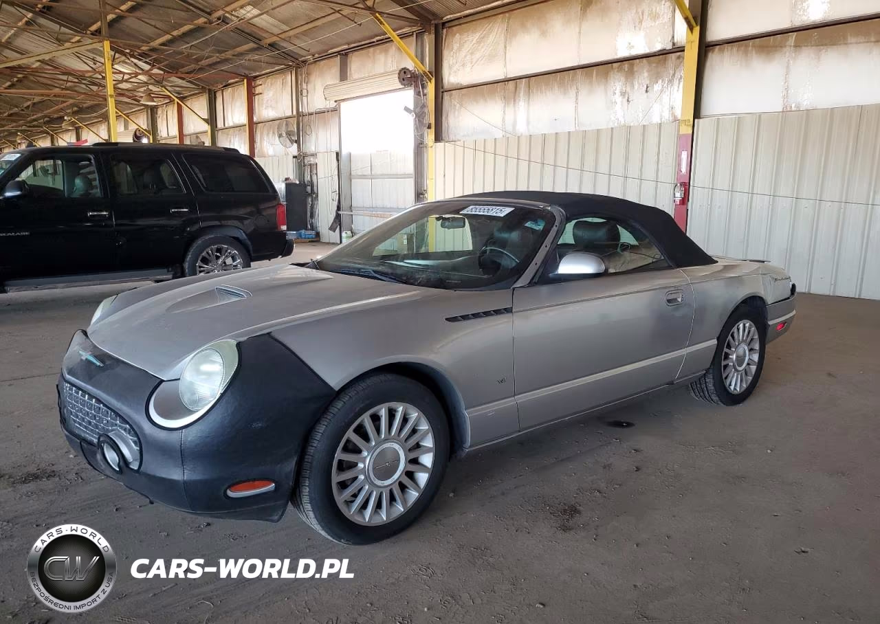 2004 Ford Thunderbird