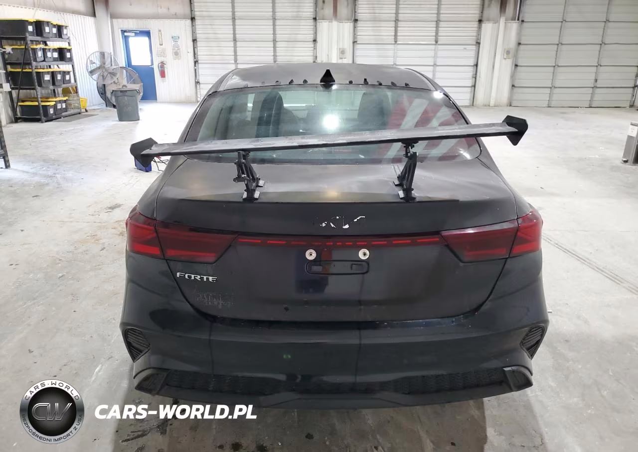2022 Kia Forte Lxs VIN:3KPF24AD6NE422821 - 6