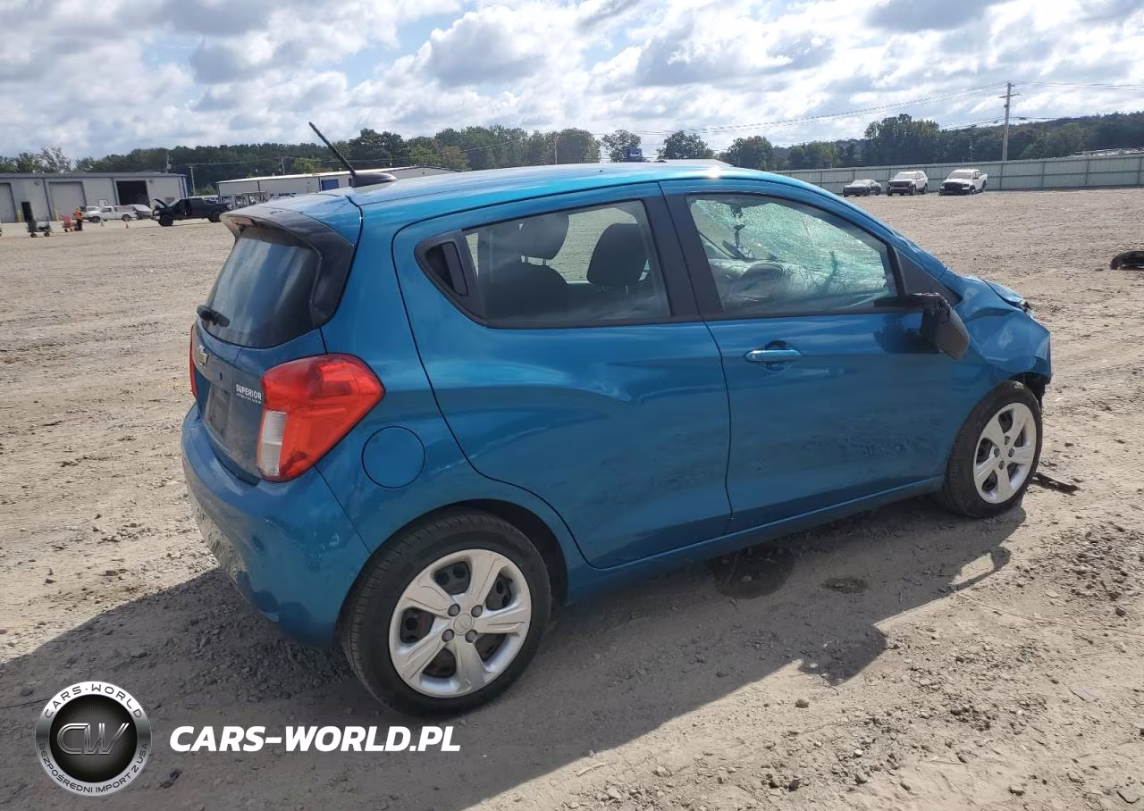 2020 Chevrolet Spark Ls VIN:KL8CB6SA3LC403174 - 3