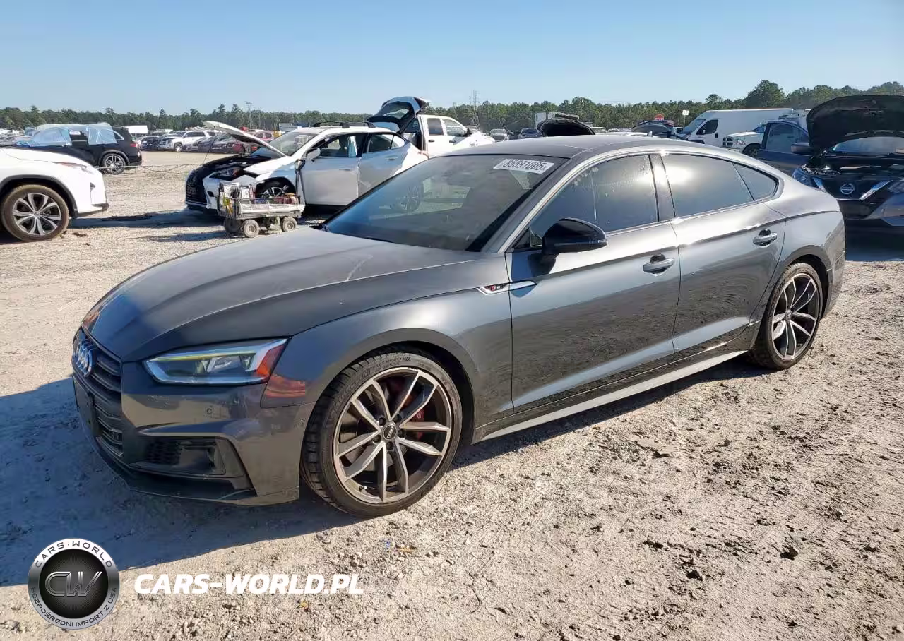 AUDI