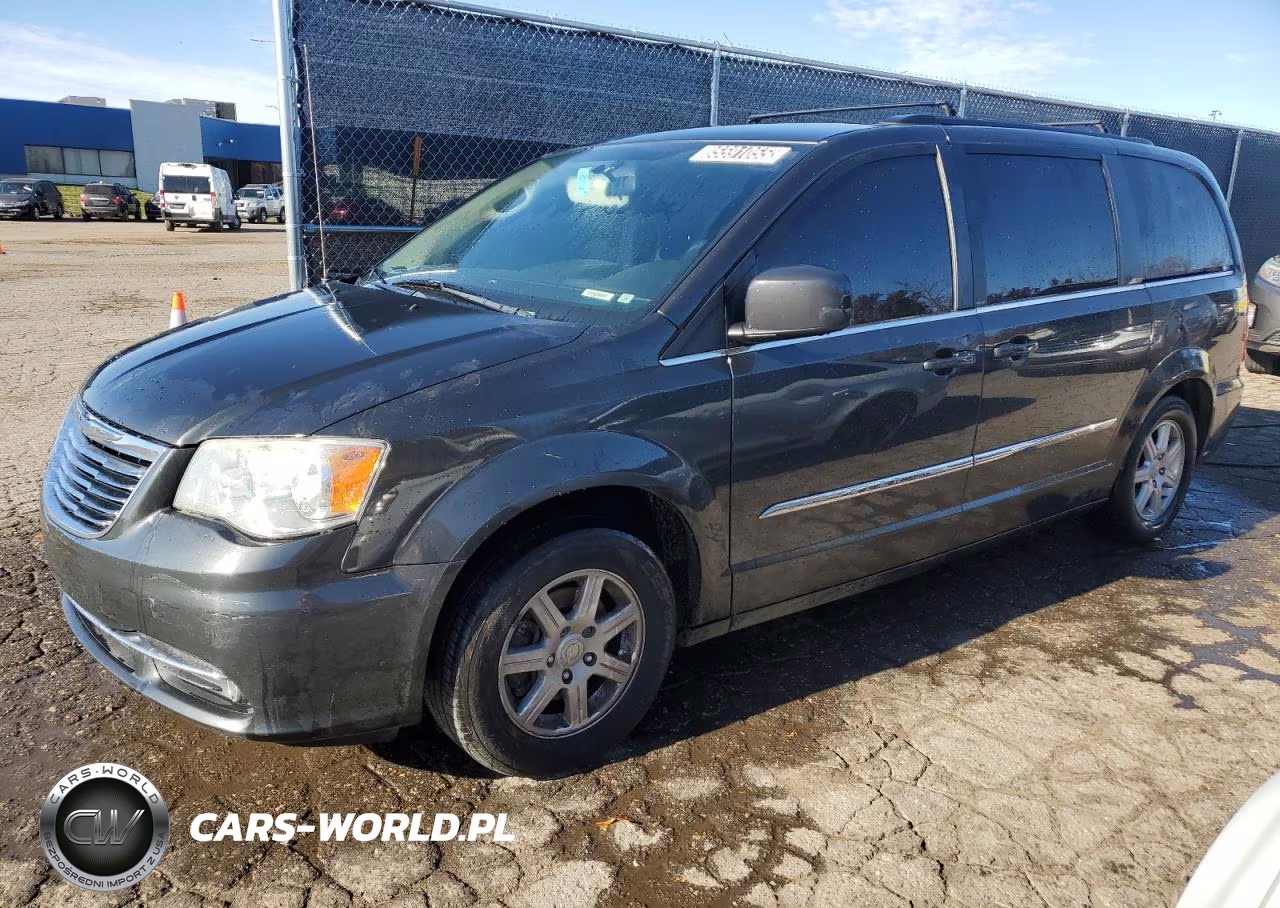 2011 Chrysler Town & Country Touring