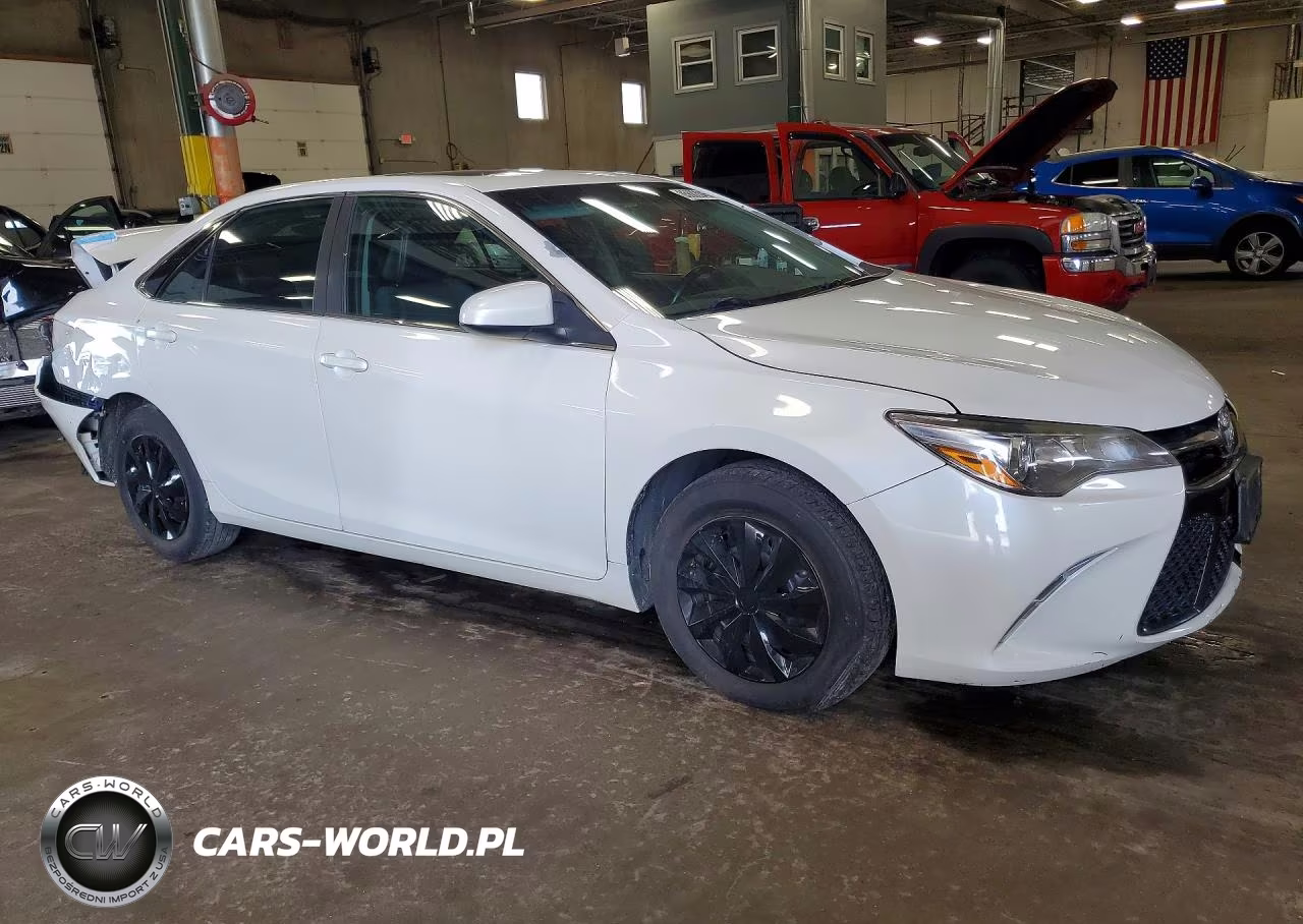 2016 Toyota Camry Se VIN:4T1BF1FK5GU130425 - 4