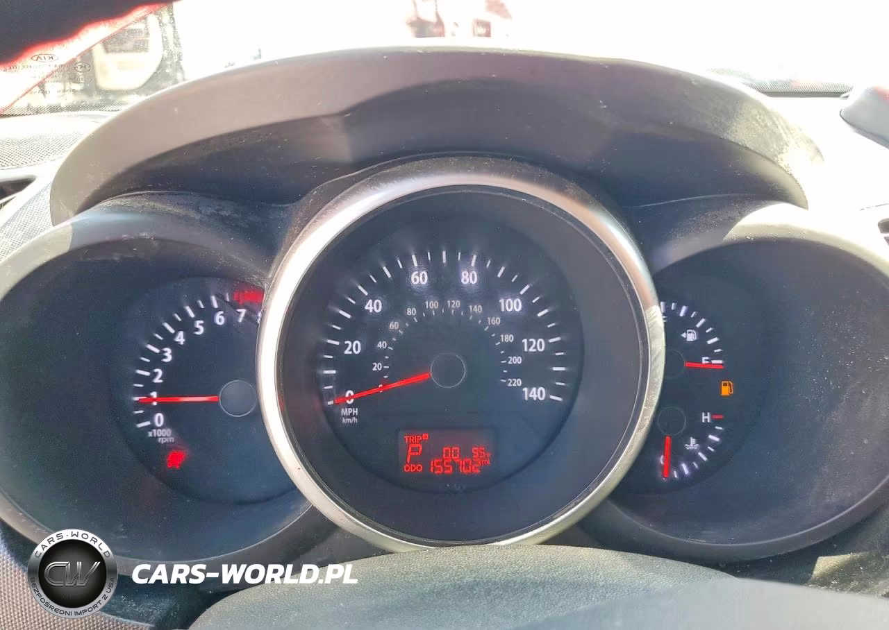 2012 Kia Soul + VIN:KNDJT2A67C7384042 - 9