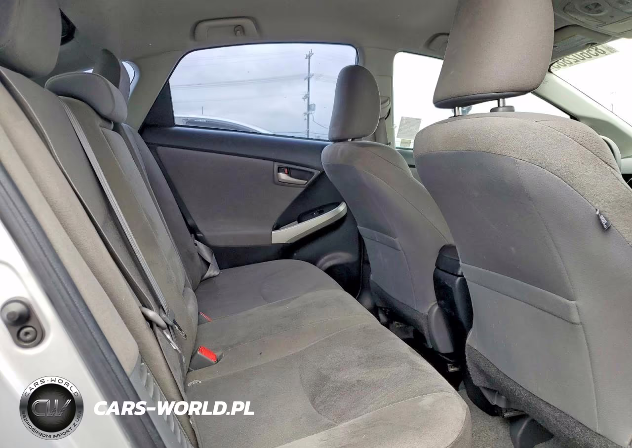 2015 Toyota Prius Three VIN:JTDKN3DU0F0475827 - 10
