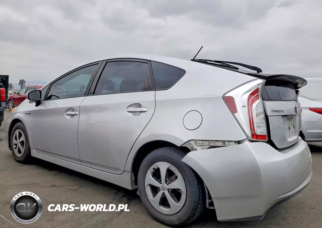 2015 Toyota Prius Three VIN:JTDKN3DU0F0475827 - 2