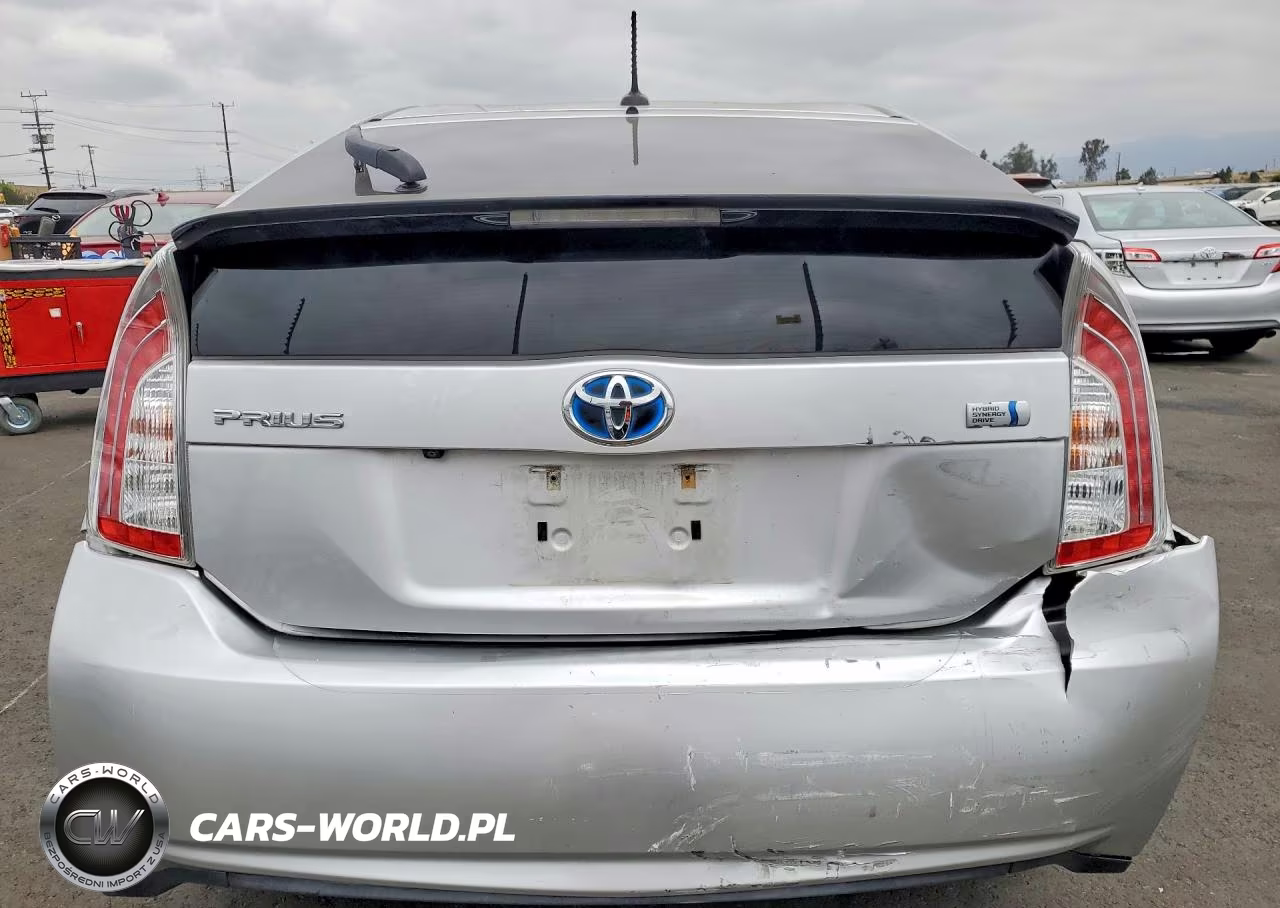2015 Toyota Prius Three VIN:JTDKN3DU0F0475827 - 6