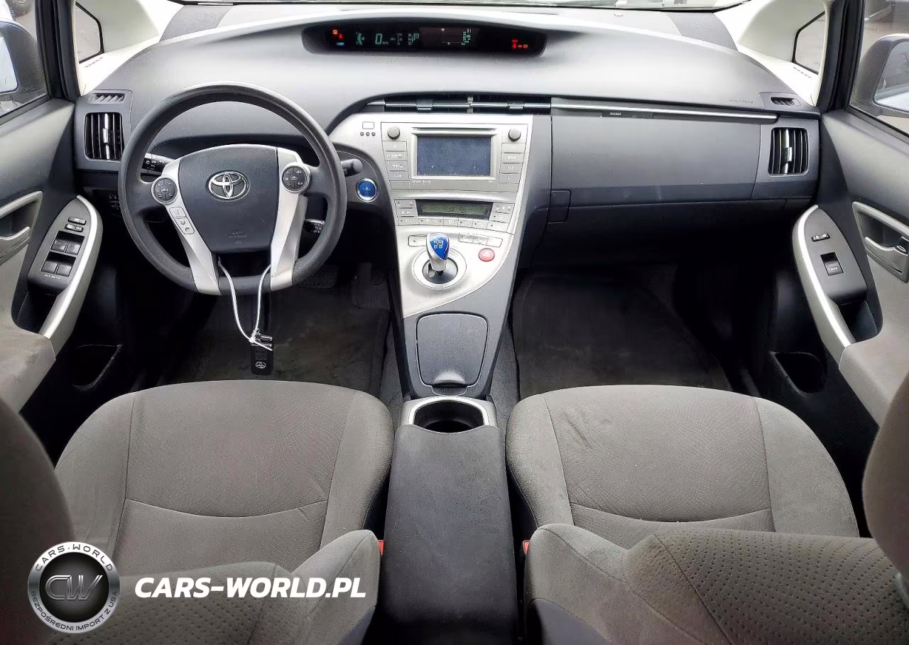 2015 Toyota Prius Three VIN:JTDKN3DU0F0475827 - 8