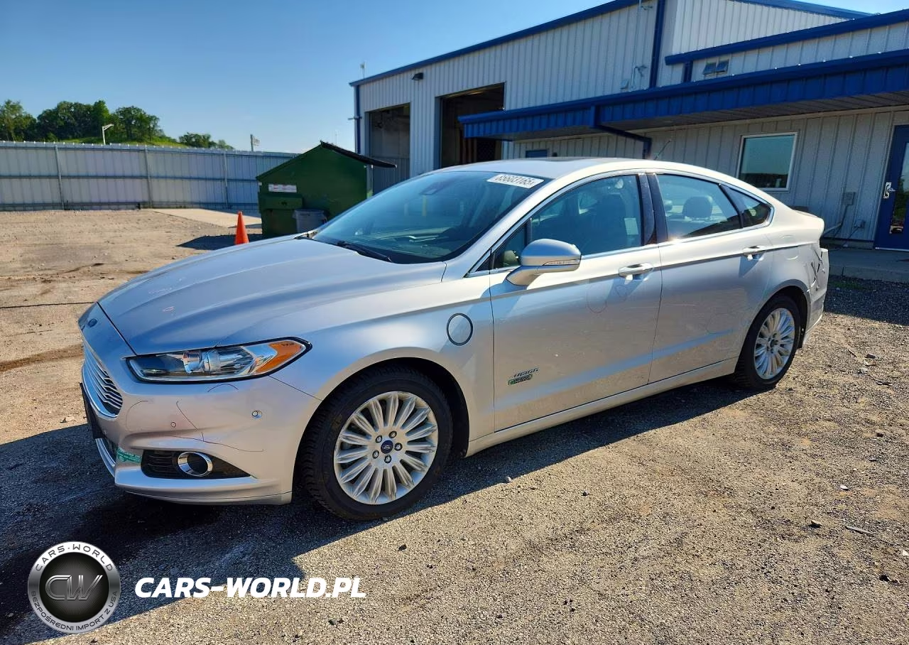 2013 Ford Fusion Titanium Phev