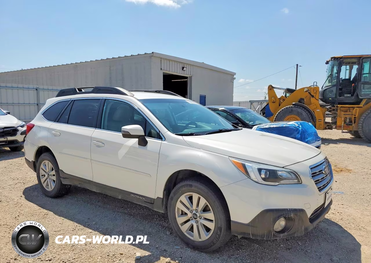 2016 Subaru Outback 2.5I Premium VIN:4S4BSAFC1G3228930 - 4