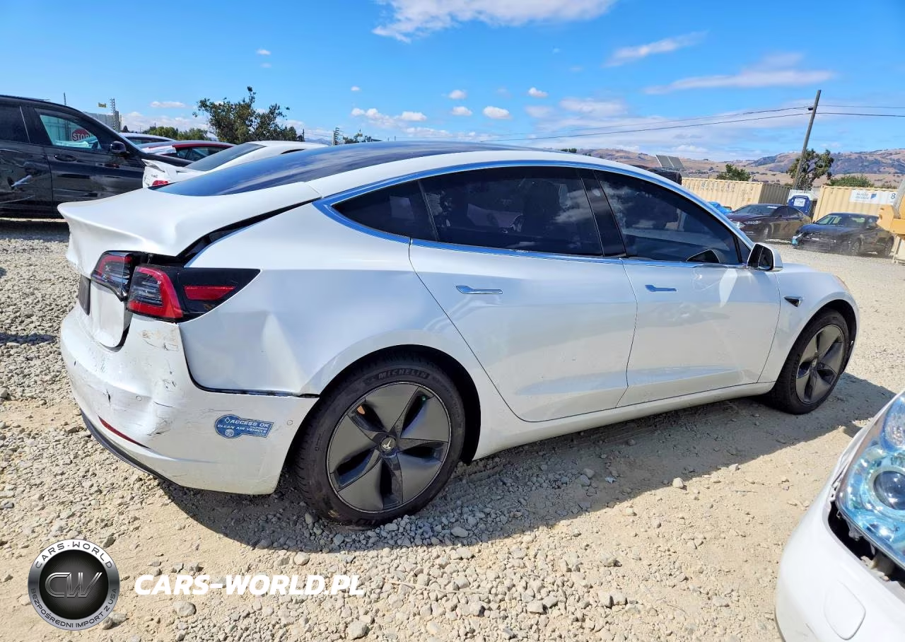 2020 Tesla Model 3 VIN:5YJ3E1EA8LF633311 - 3