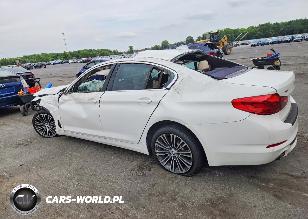 2019 BMW 530 Xi VIN:WBAJA7C58KWC77576 - 2