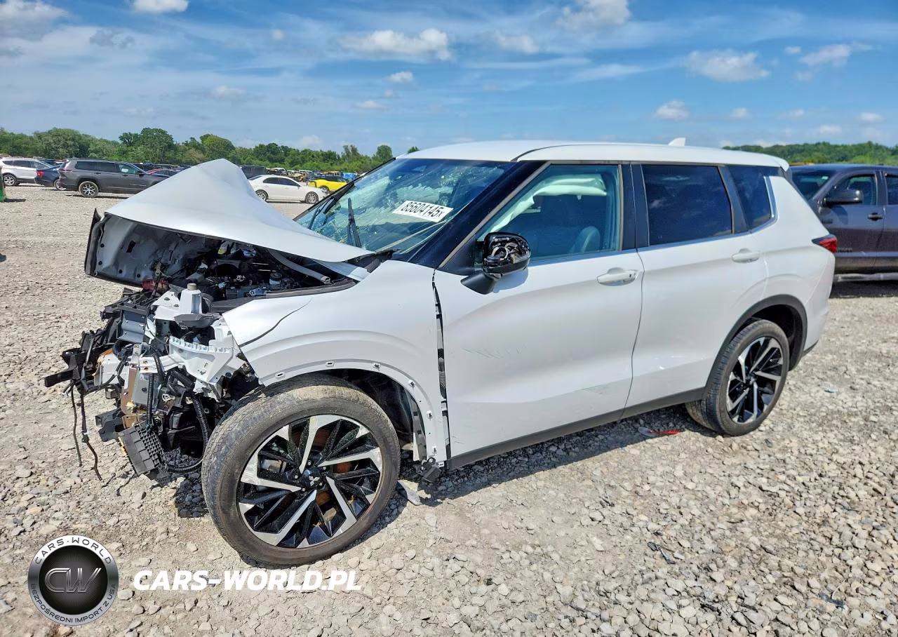 2024 Mitsubishi Outlander Se – zdjęcie 1 z 13