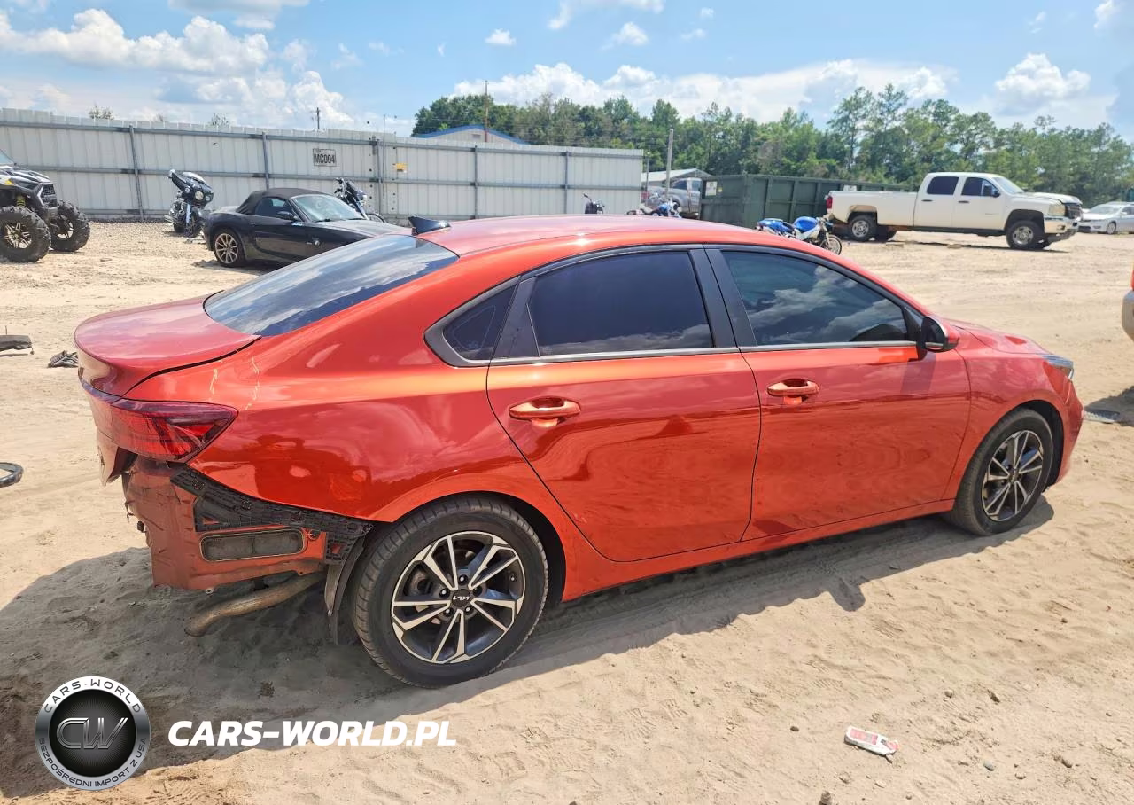 2022 Kia Forte Lxs VIN:3KPF24AD4NE429816 - 3