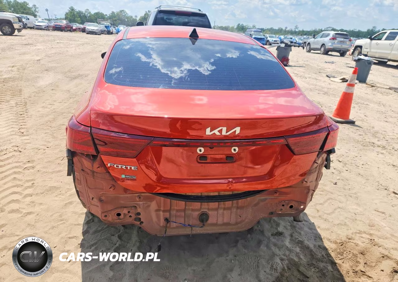2022 Kia Forte Lxs VIN:3KPF24AD4NE429816 - 6