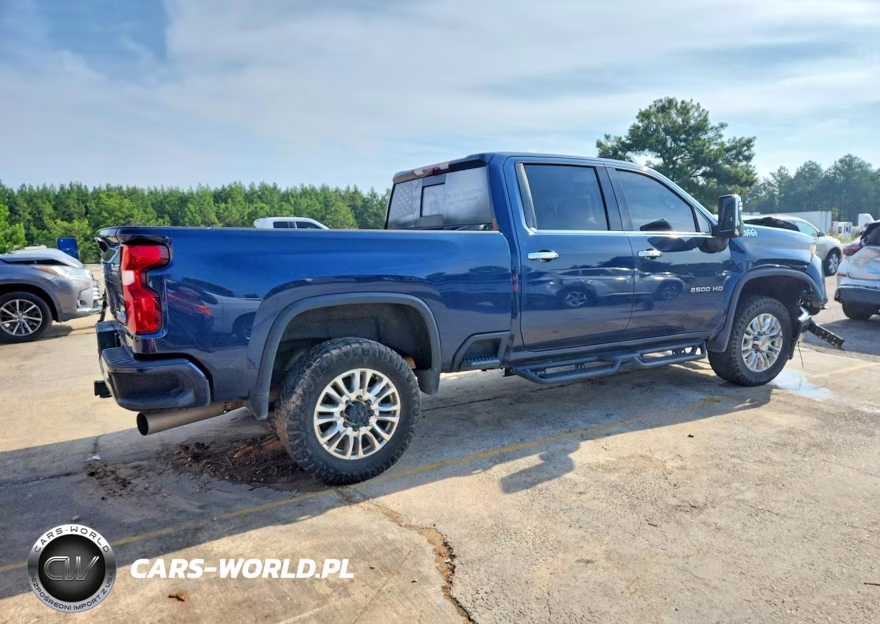 2022 Chevrolet Silverado K2500 High Country VIN:1GC4YREY1NF351842 - 3