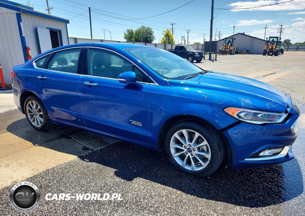 2018 Ford Fusion Se Phev VIN:3FA6P0PU0JR181431 - 4