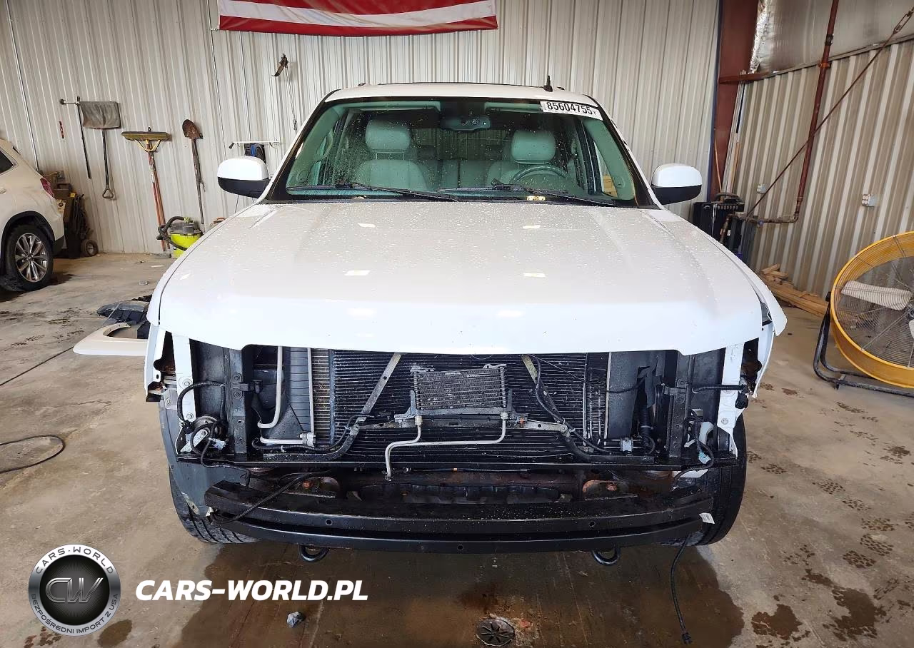 2013 Chevrolet Suburban K1500 Lt VIN:1GNSKJE70DR143019 - 5