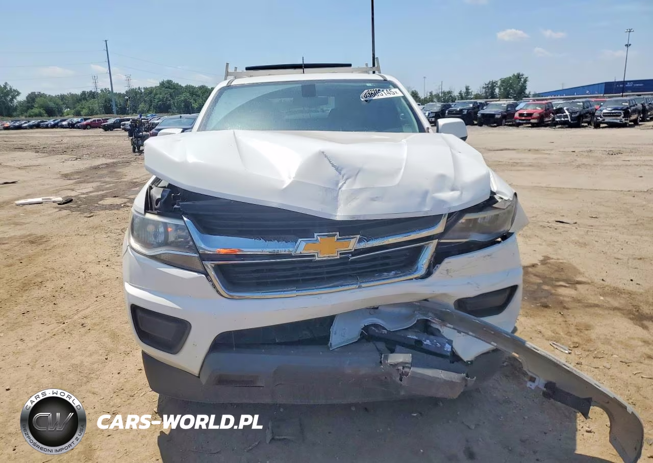 2018 Chevrolet Colorado VIN:1GCHSBEA1J1329148 - 5