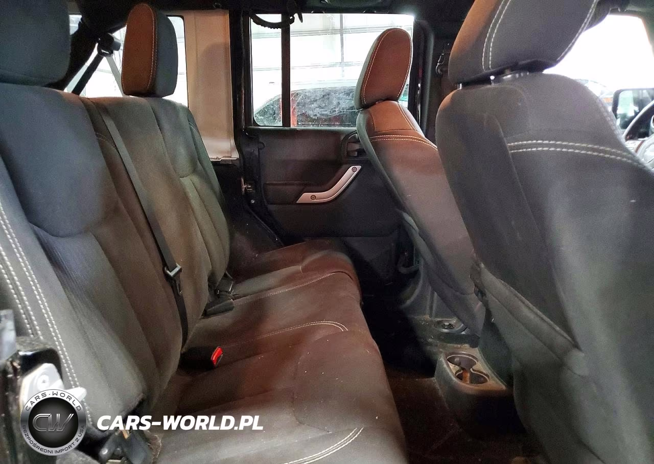 2014 Jeep Wrangler Unlimited Sahara VIN:1C4BJWEG7EL290807 - 11