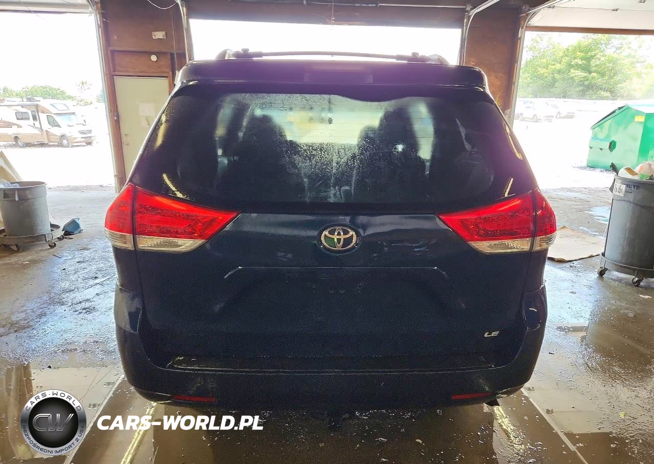 2011 Toyota Sienna Le VIN:5TDKK3DC2BS152533 - 6