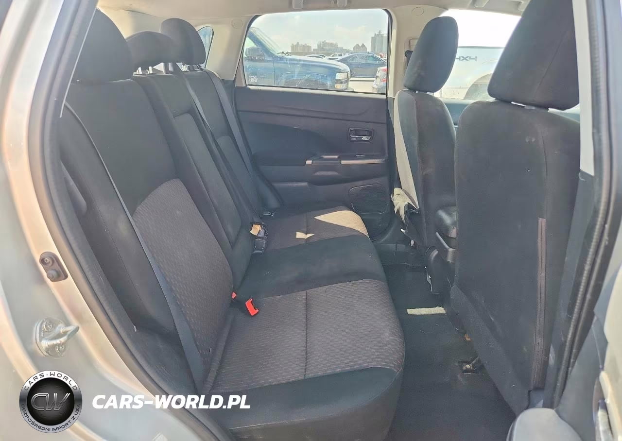 2019 Mitsubishi Outlander Sport Es VIN:JA4AP3AU1KU031475 - 11
