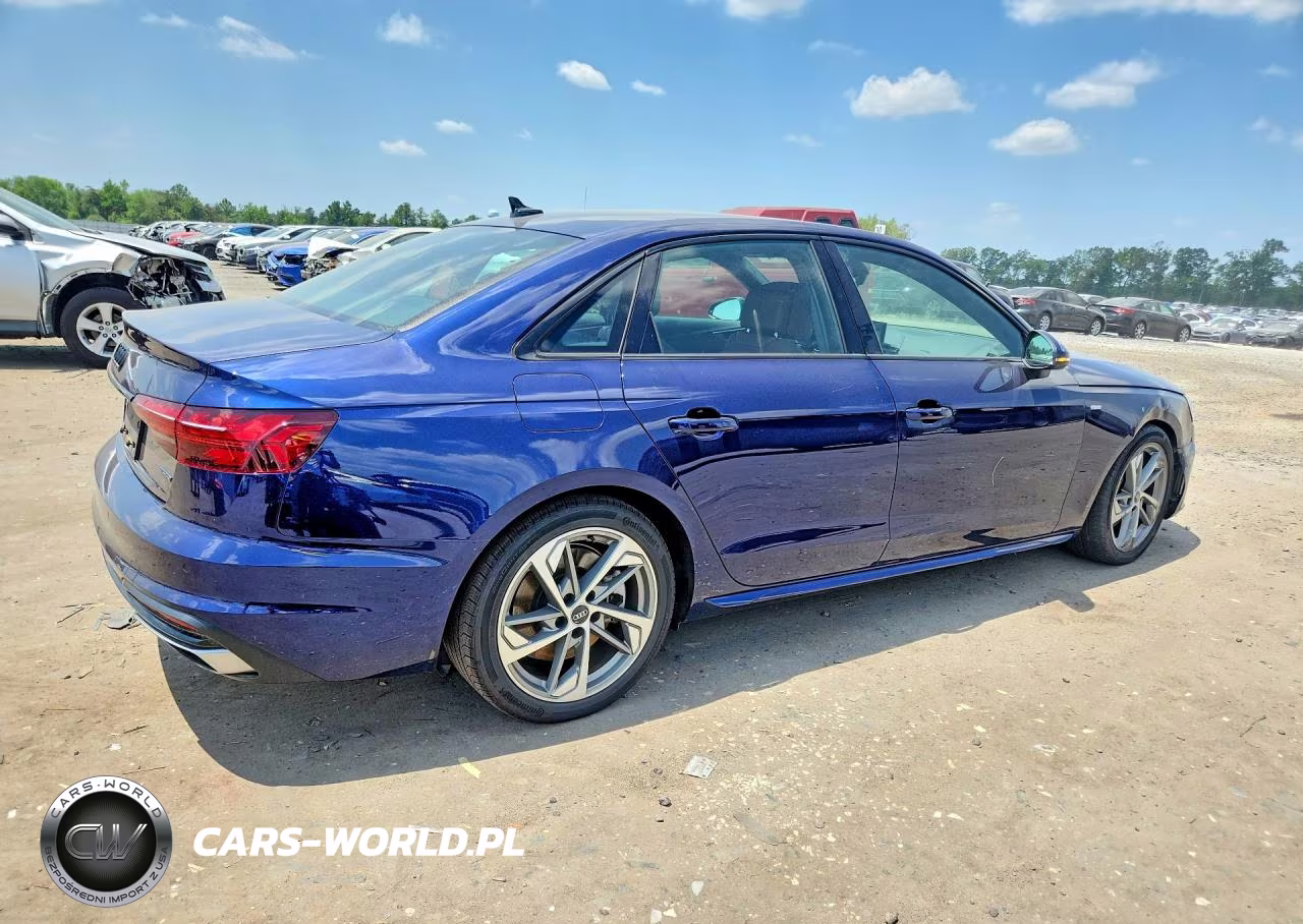 2021 Audi A4 Premium Plus 45 VIN:WAUEAAF41MA031354 - 3