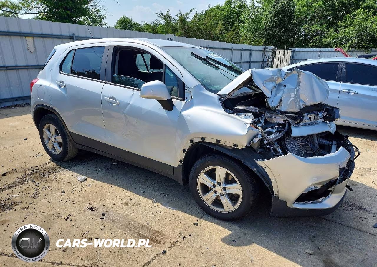 2020 Chevrolet Trax Ls VIN:3GNCJKSB6LL245033 - 4