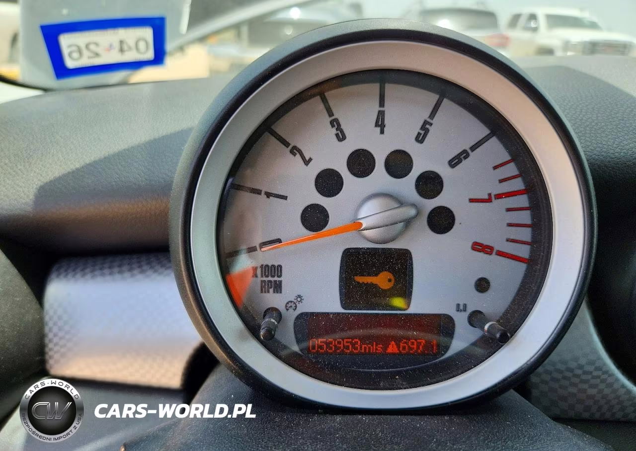 2009 Mini Cooper S VIN:WMWMF73519TW82914 - 9