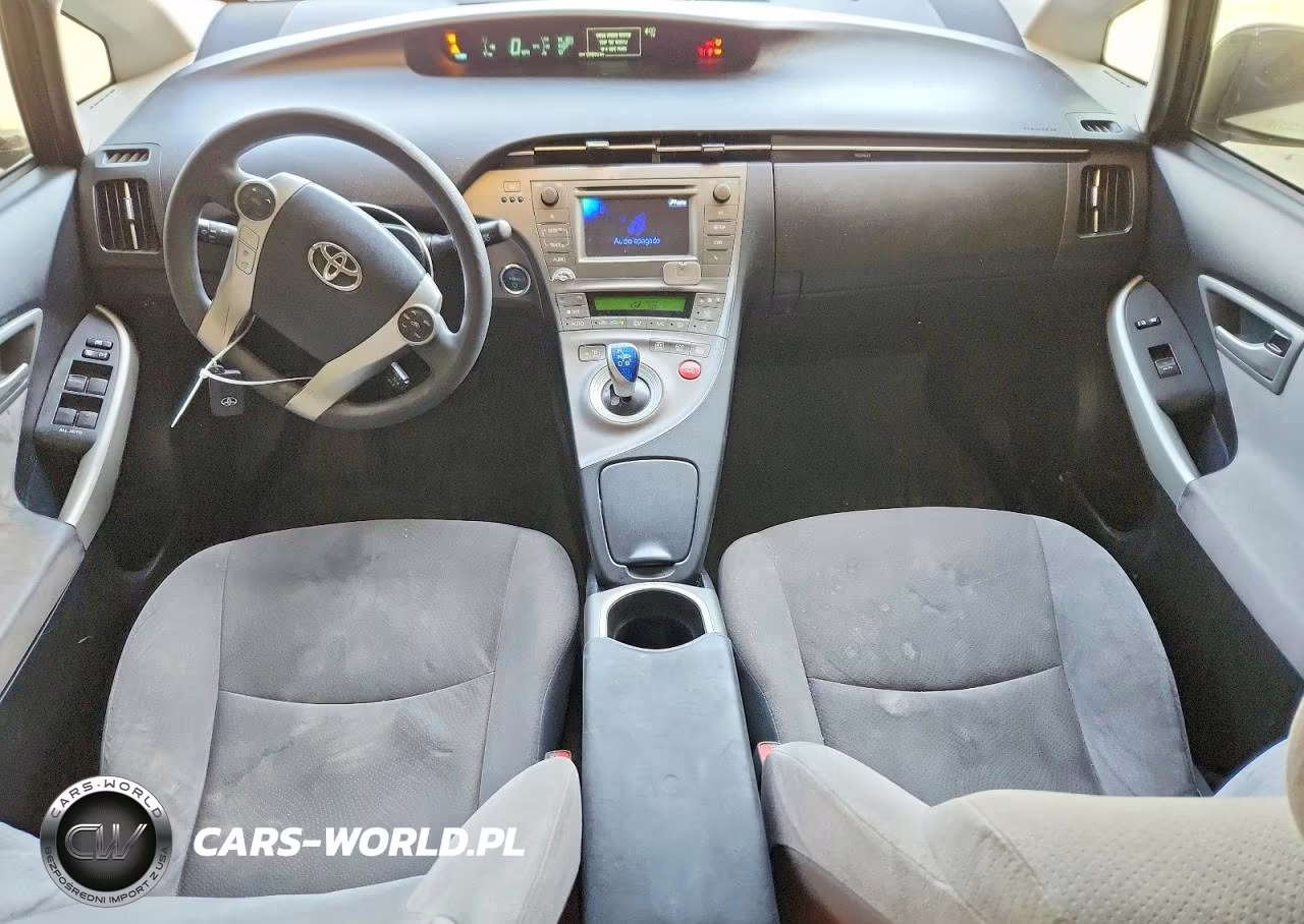 2014 Toyota Prius Two VIN:JTDKN3DUXE0359338 - 8