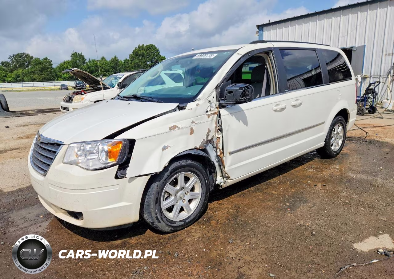 2010 Chrysler Town & Country Touring