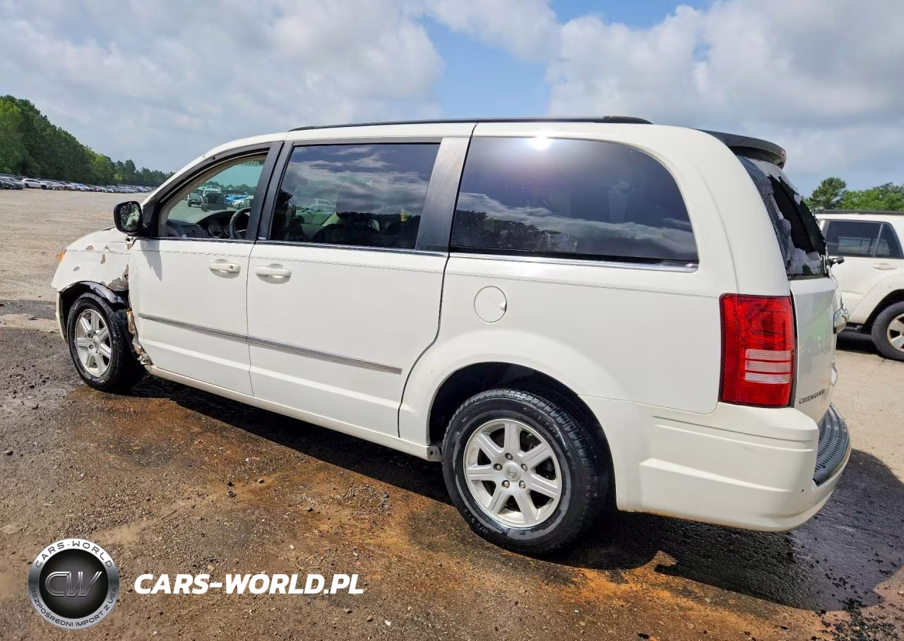 2010 Chrysler Town & Country Touring VIN:2A4RR5D13AR285324 - 2