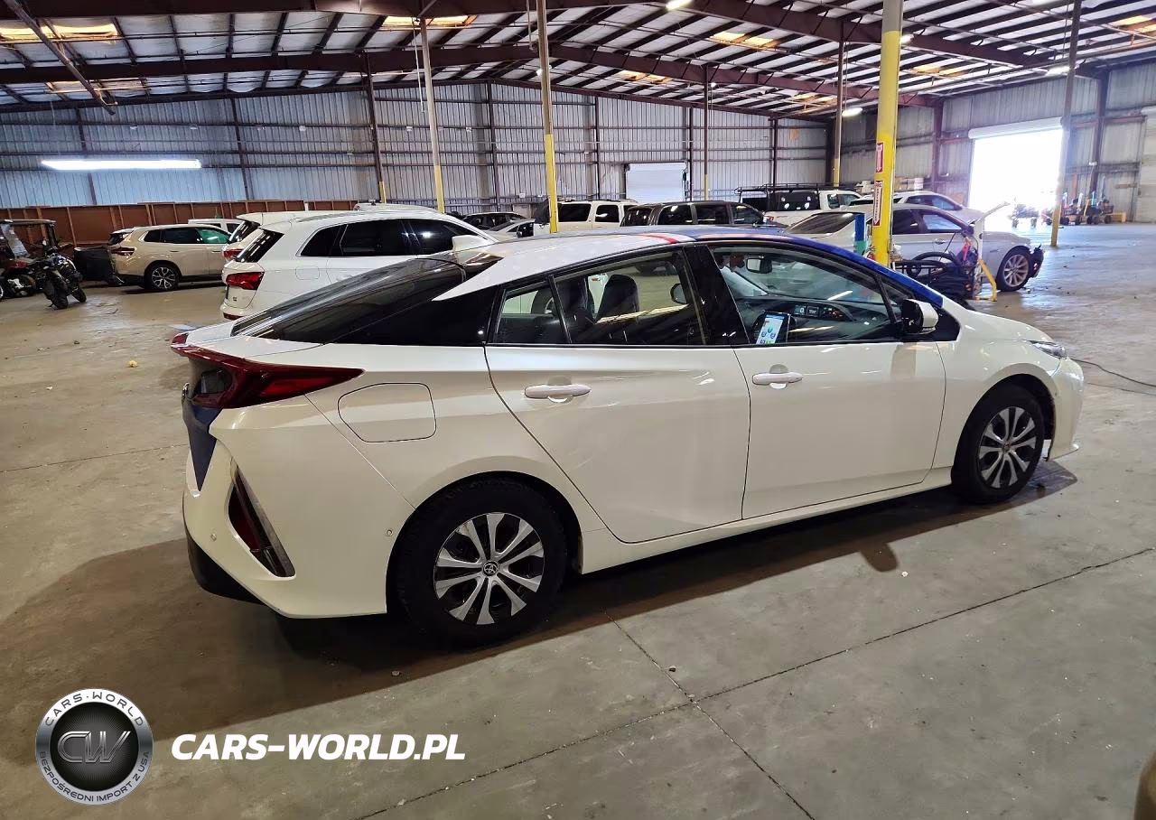 2020 Toyota Prius Prime Limited VIN:JTDKARFP6L3153726 - 3