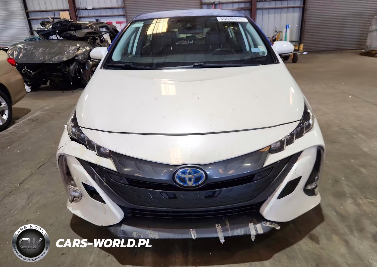2020 Toyota Prius Prime Limited VIN:JTDKARFP6L3153726 - 5