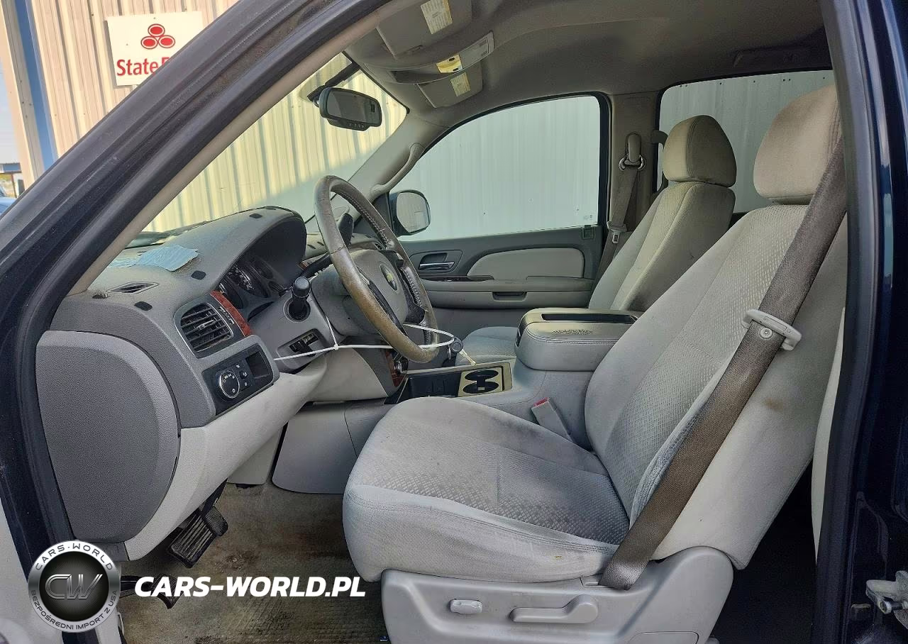 2007 Chevrolet Avalanche C1500 VIN:3GNEC12097G317188 - 7