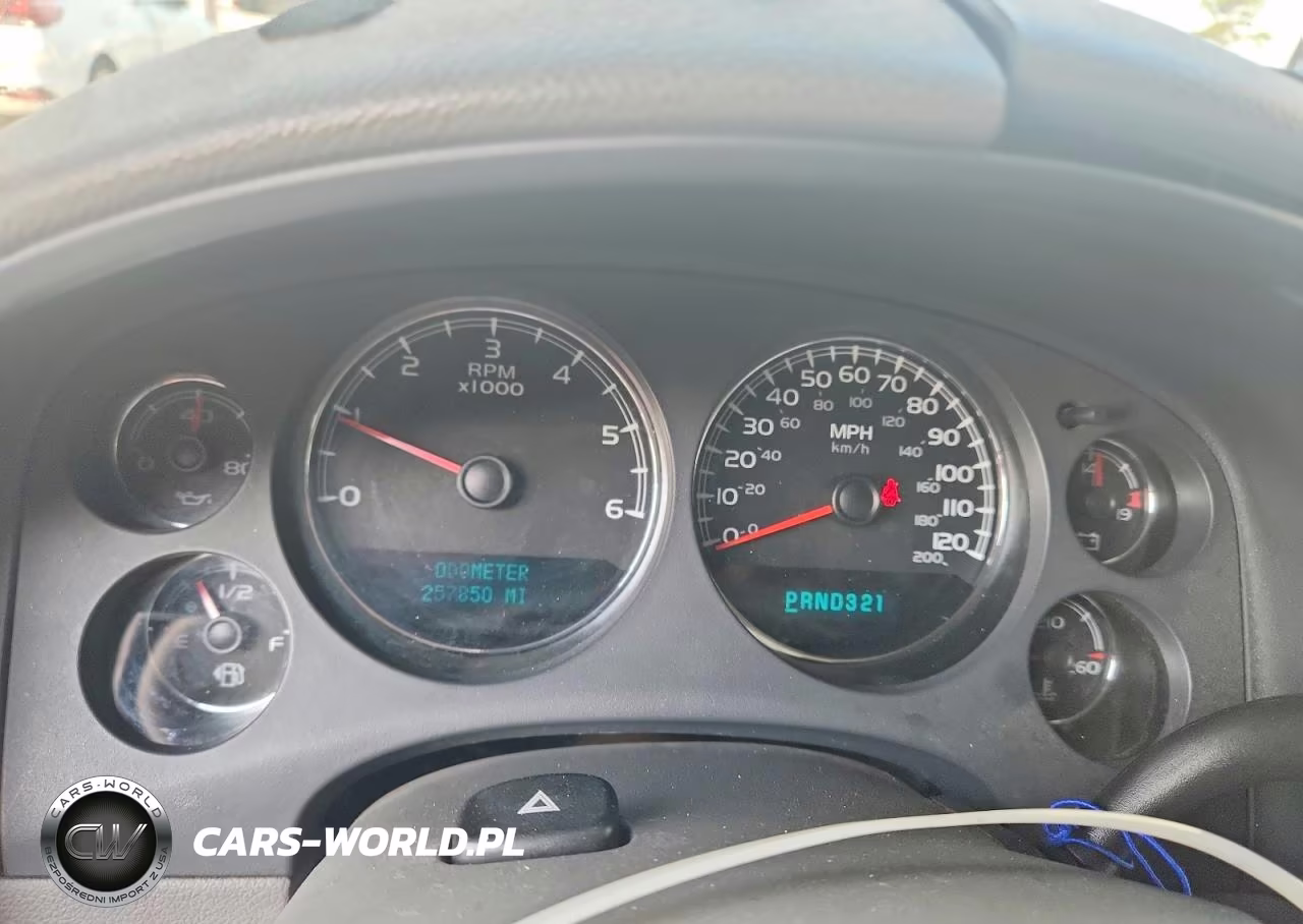 2007 Chevrolet Avalanche C1500 VIN:3GNEC12097G317188 - 9