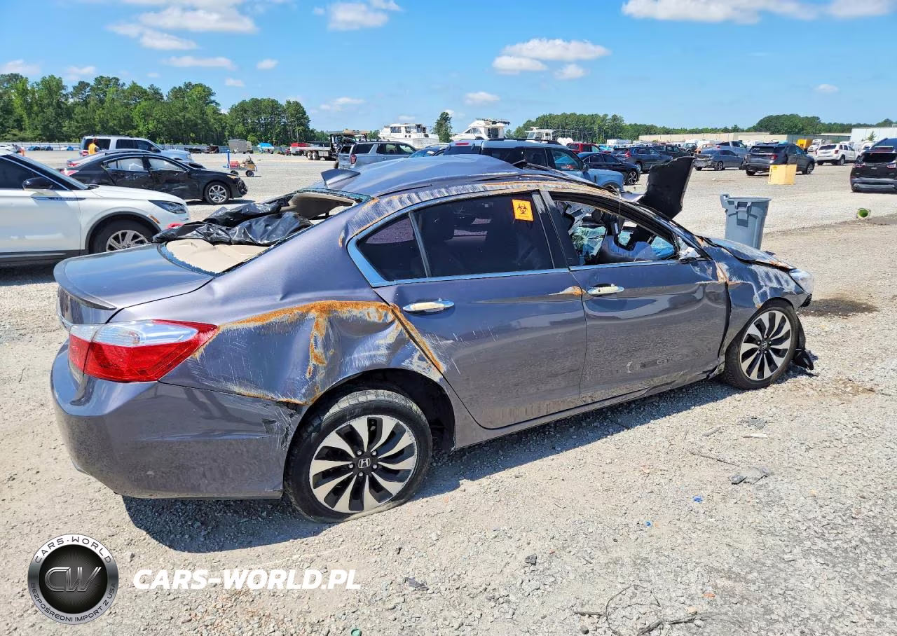 2014 Honda Accord Touring Hybrid VIN:1HGCR6F74EA006848 - 3