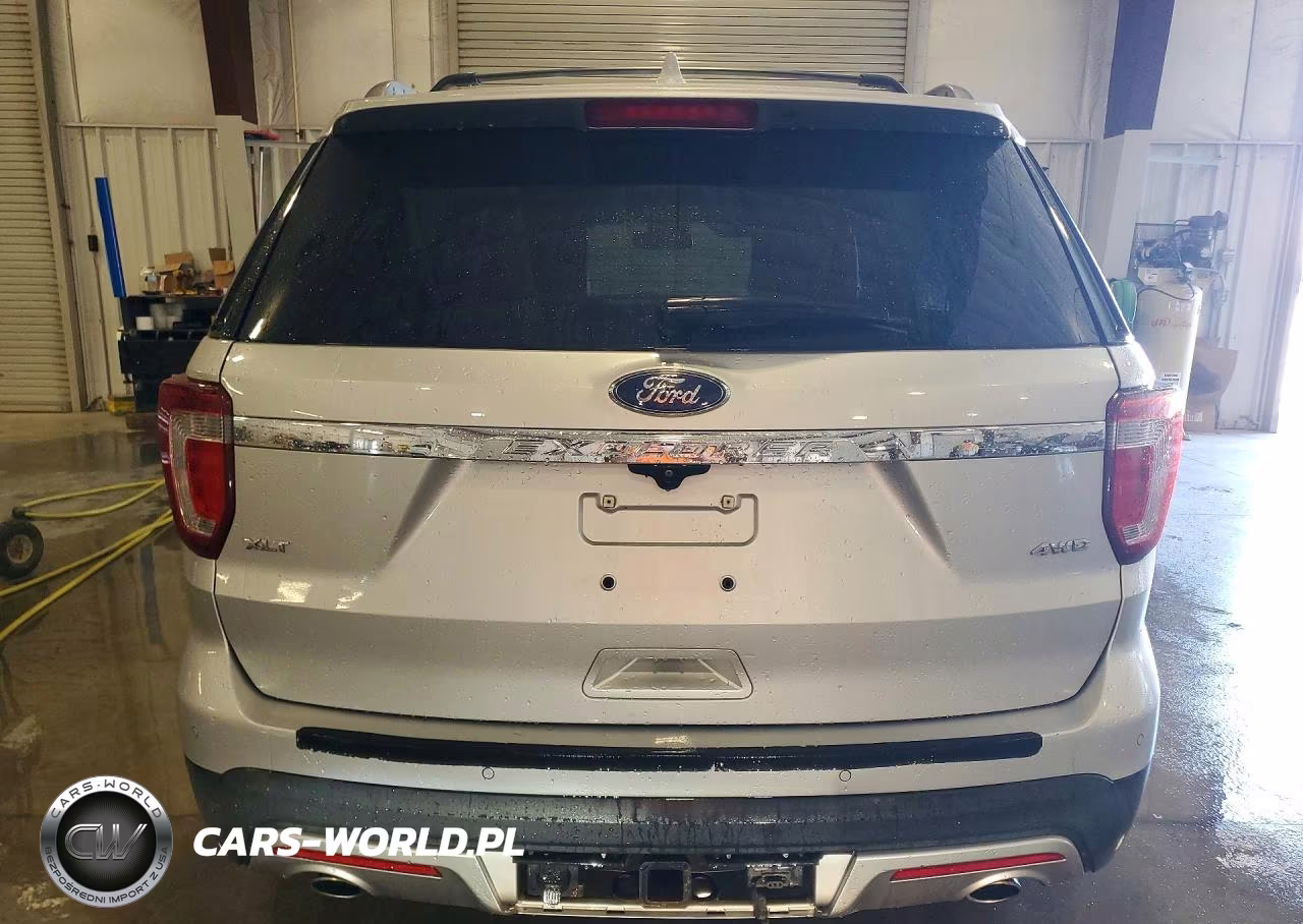 2017 Ford Explorer Xlt VIN:1FM5K8D89HGA97938 - 6