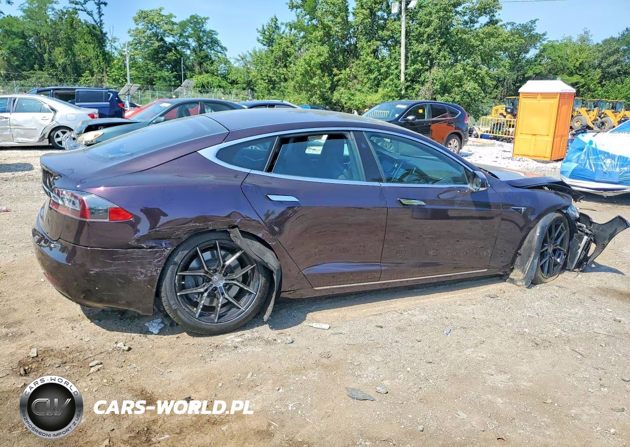 2016 Tesla Model S VIN:5YJSA1E13GF174122 - 3