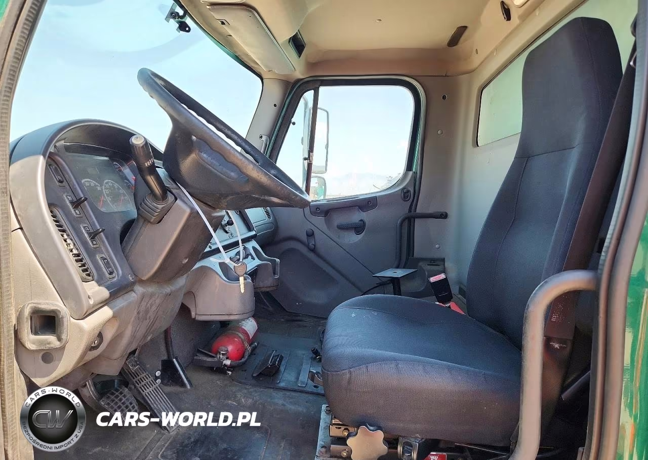 2013 Freightliner Business Class M2 Box Truck VIN:1FVACXDT7DHBZ9376 - 7