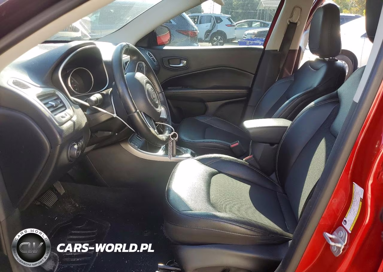 2018 Jeep Compass Latitude VIN:3C4NJCBB8JT182280 - 7