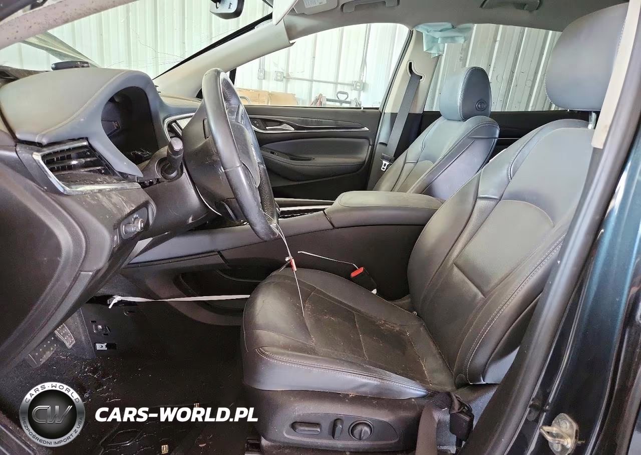2018 Buick Enclave Essence VIN:5GAERBKWXJJ265675 - 7